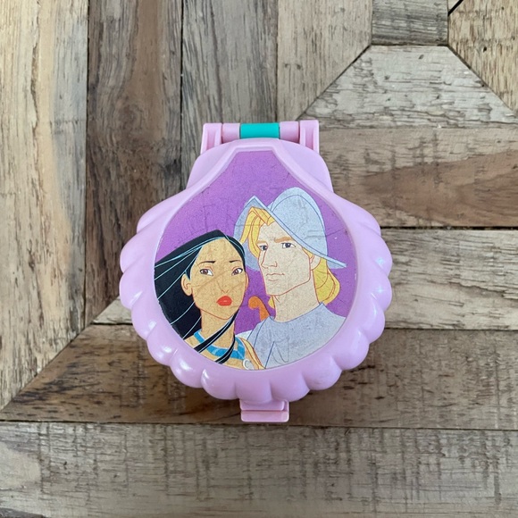 vintage 90’s polly pocket Pocahontas Once Upon a Time locket - Picture 2 of 4